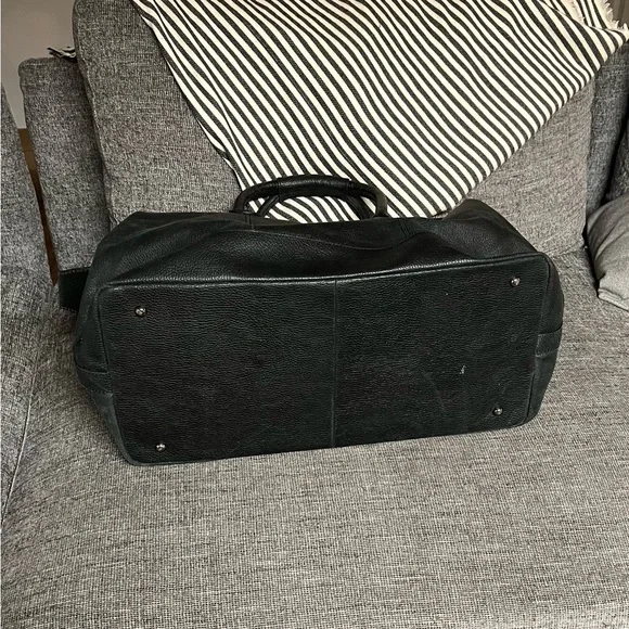 Unisex Savile Row Company London leather weekender style travel bag. - Picture 2 of 4